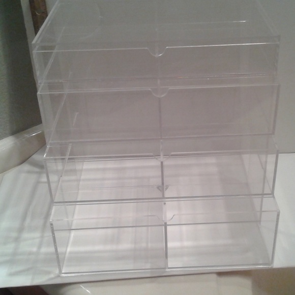 NEW LARGE CLEAR ACRYLIC MAKEUP STORAGE - Picture 3 of 8